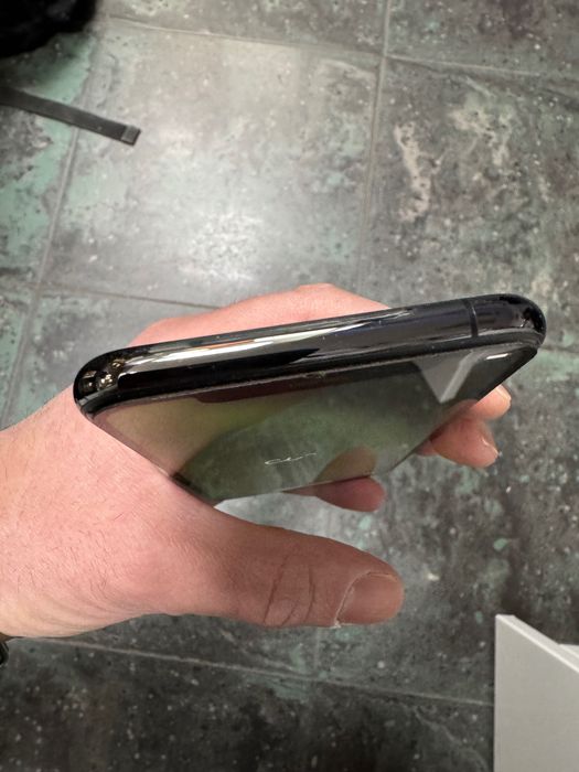 iPhone XS 64GB  Без забележки