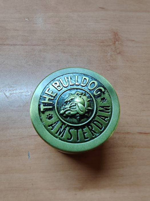 Гриндер Стривалка ,Мелничка за билки