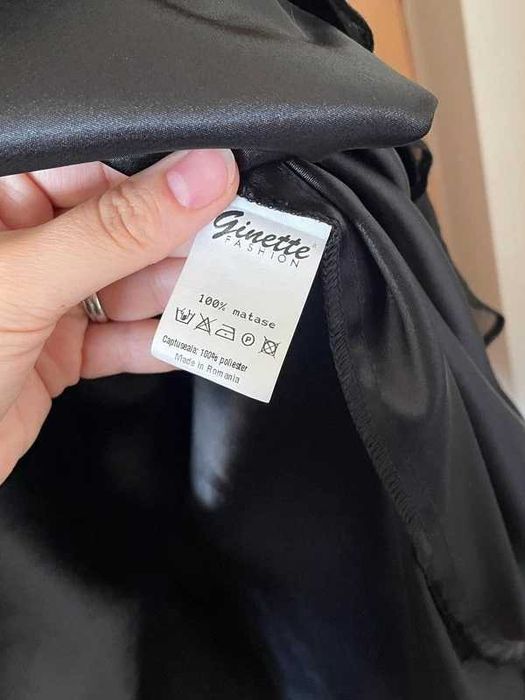 Rochie neagra Ginette din 100% matase naturala, marimea 46(XL), ca noua