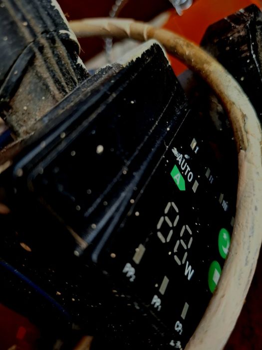 Sursă, pompa, termomanometru , termostat