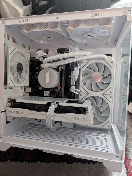 Okazie‼️i5 14400F  cu 16Gb DDR5 RTX5060!  Piese noi !450fps -Variante!