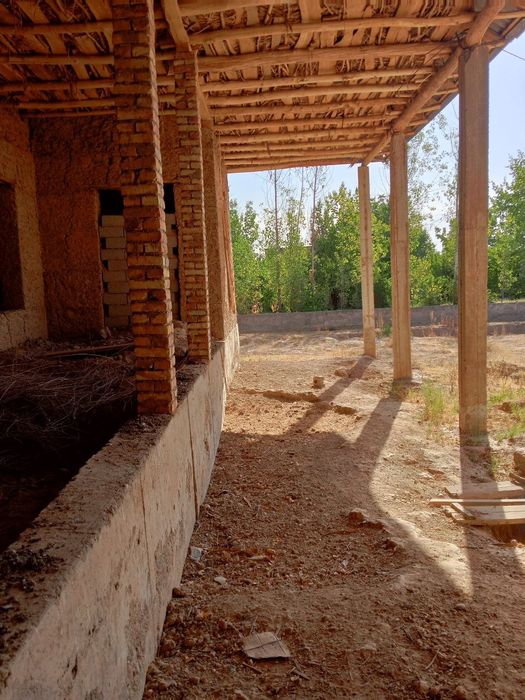 Шахрисабз каракушда учаска сотилади 16 сутиг учаска срочна