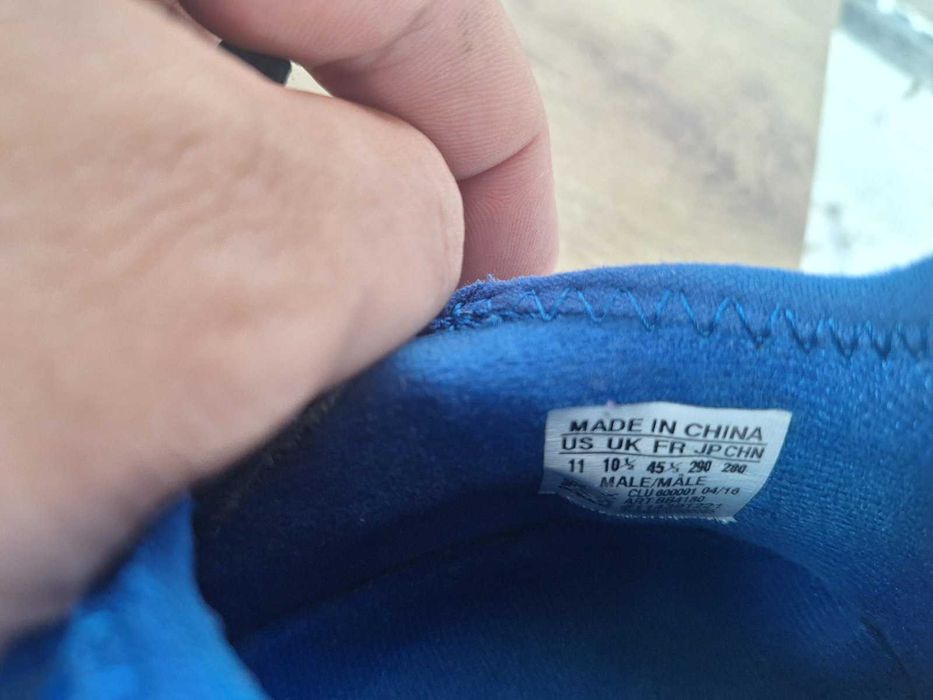 Футболни обувки 45 номер