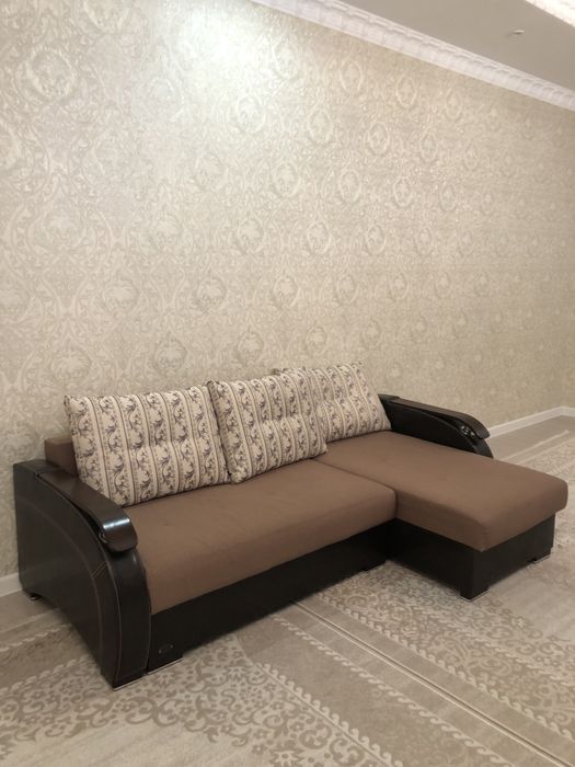 Диван угловой
