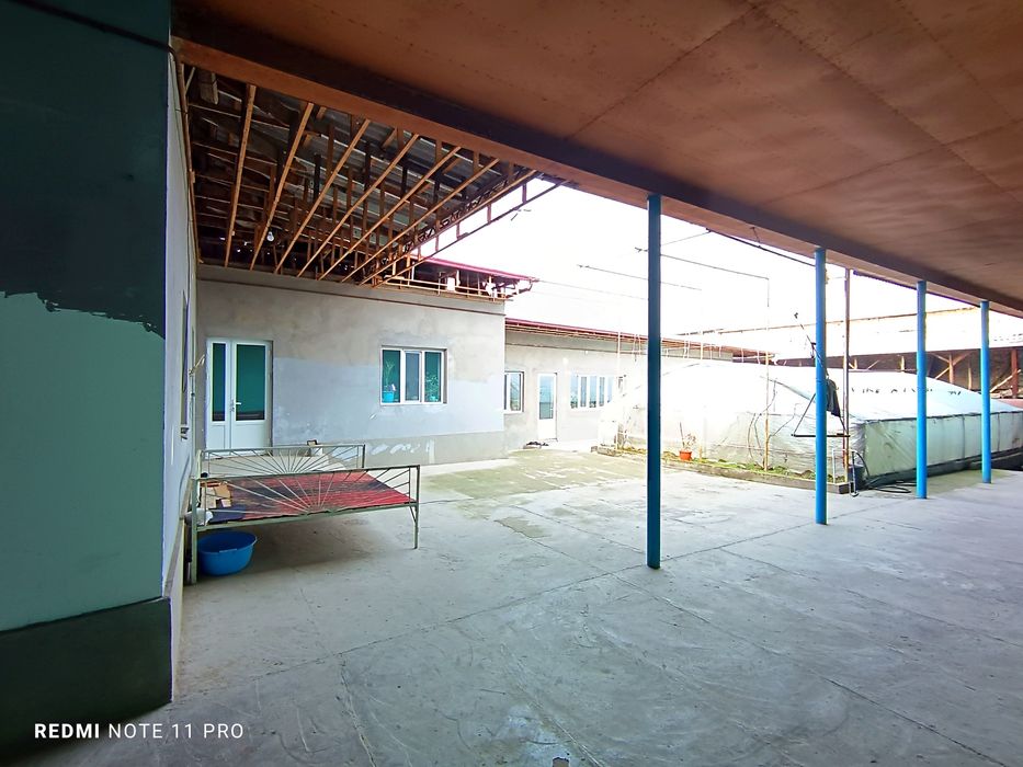 Уй срочно сотилади