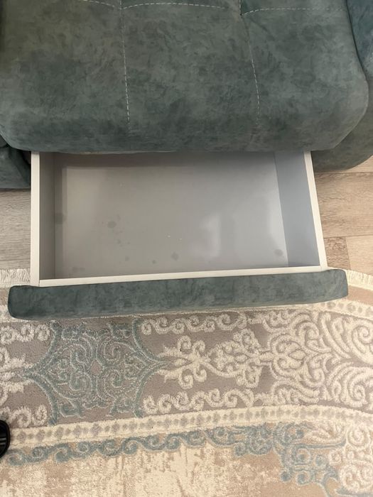 Продам диван раскладной