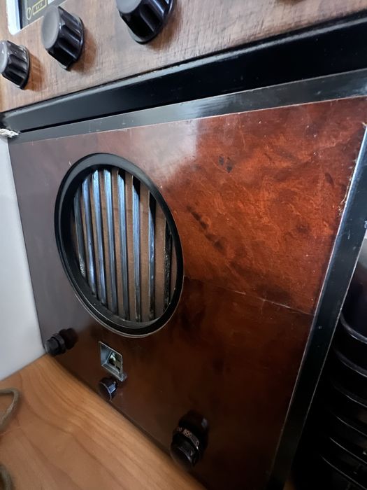 Radio  de vanzare