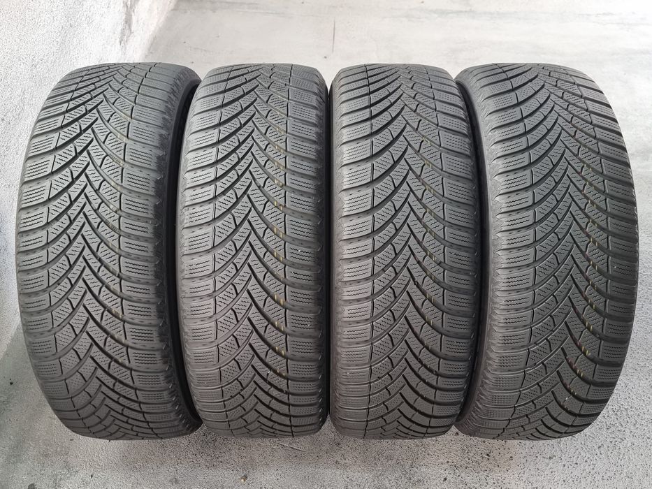 "Dot 22-23" 205/55/16 Semperit 4Броя: 300лв 6.5мм