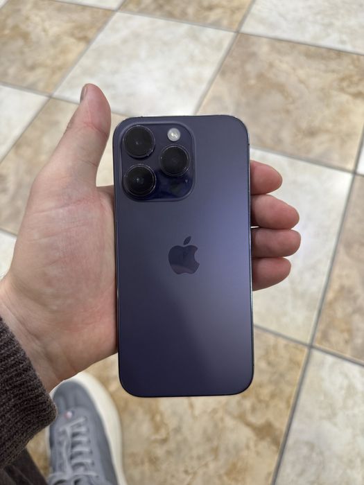 Срочно Iphone 14 pro