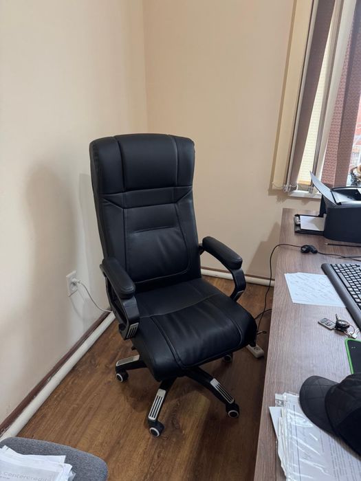 Офисная.  мебель