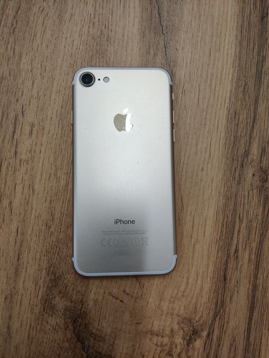 Apple iPhone 7. 128gb