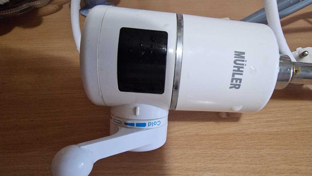 Robinet electric instant pentru apă calda Muhler - FWH 3018W