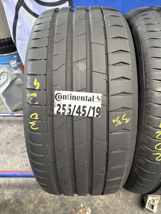 255/45/19 Continental