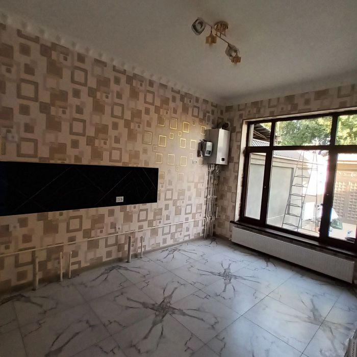 Срочна сотилади евро дом Чирчикда