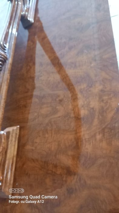 Comodă nuc ,cu oglindă