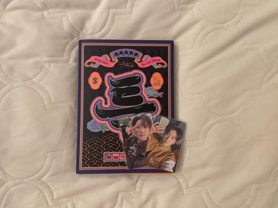 K-pop album Stray Kids 5-star Limited Edition
