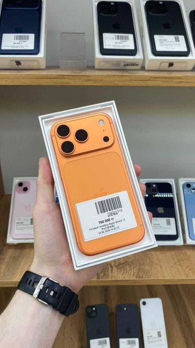 Айфон 17 про С коробкой