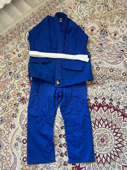 кимоно модель Пакистан фирма адидас новая в каспи стоит 40к продаём 12