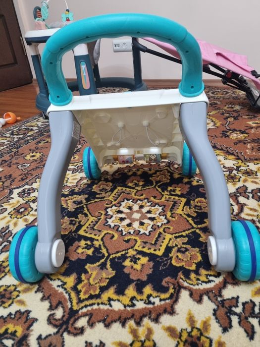 Толокар с бизибордом