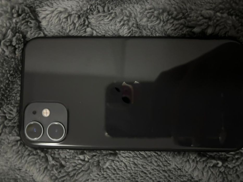 Продам айфон 11 в идеале