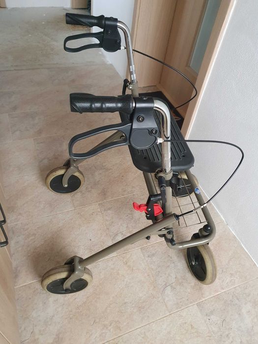 Vand rolator / cadru de mers