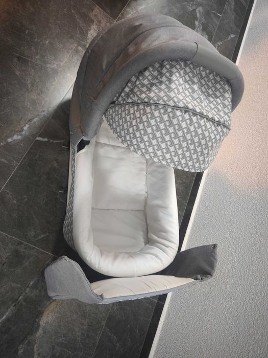 Бебешка количка 2 B 1-Lorelli Lucia