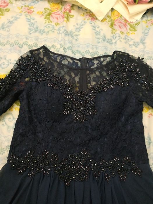 Продам платье 48 размерв