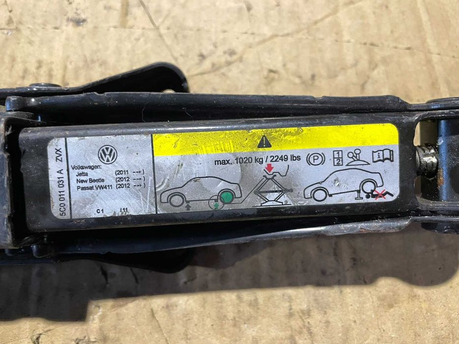 Авто Крик Авариен Крик Volkswagen Jetta Passat Beetle