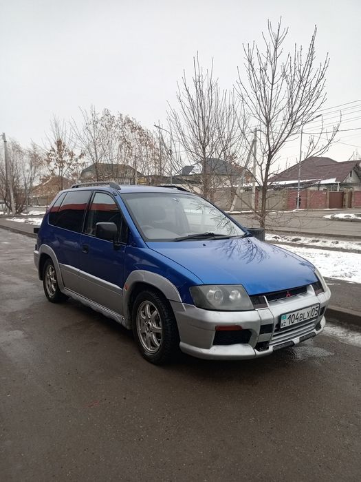 Продам Митсубиси RVR