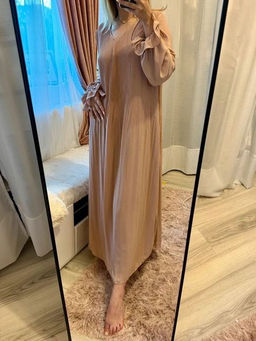 Rochie lunga din voal cu pliuri roz pudra somon zara marimea S noua