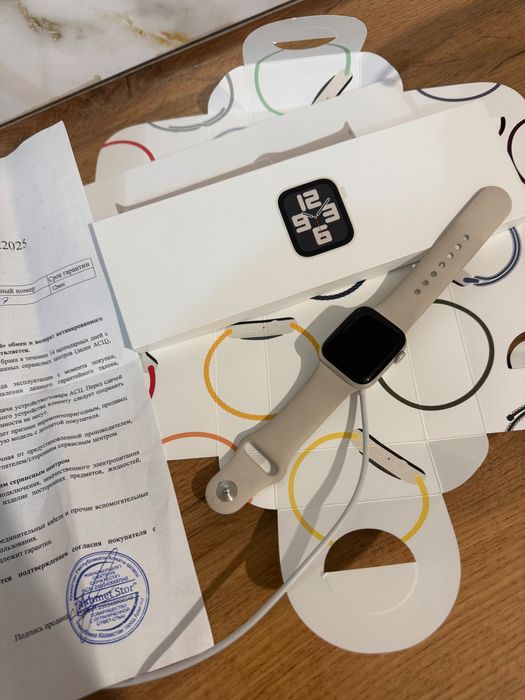 Apple Watch SE (2 поколение)