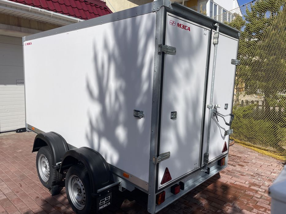 Прицеп легковой фургон