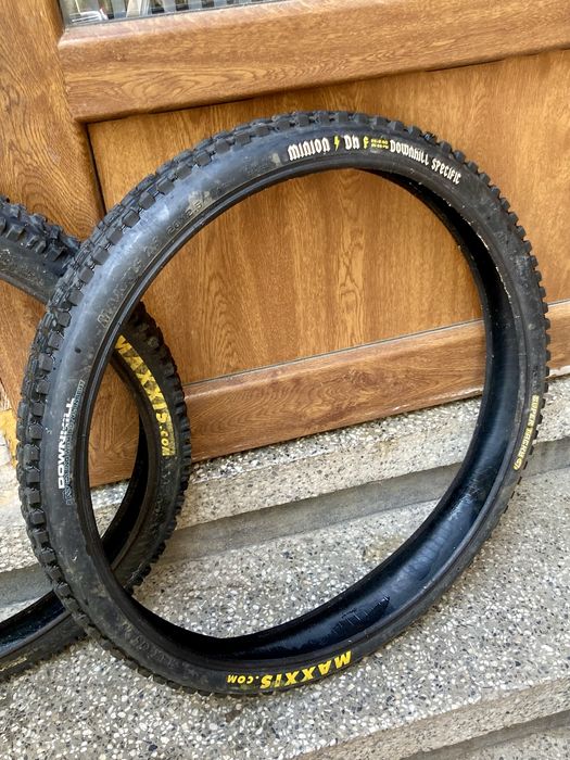 Гуми за спускане 26 maxxis High roller и minion