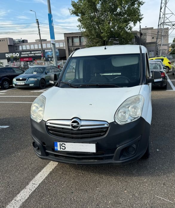 Vând Opel Combo 2016