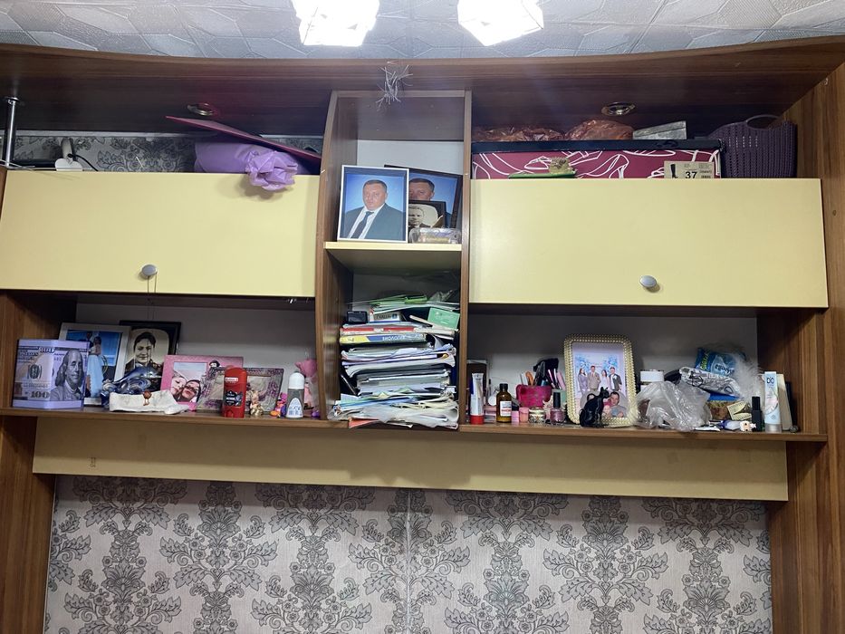 Шкаф, стенка в хорошем состоянии