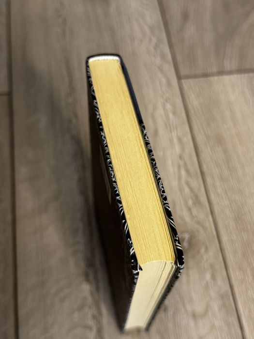 Regatul Gheturilor si al Instelarii Cartonata (ACOTAR 3.5) Sarah J Mass