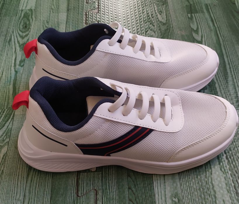 Детски маратонки LC WAIKIKI номер 34