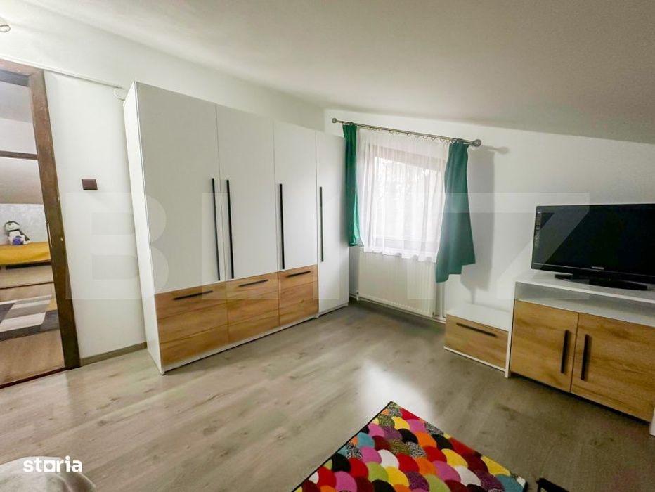 Casa individuala de vanzare, 216 mp, zona Cetate