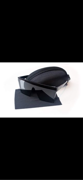 Черни мъжки очила с калъф