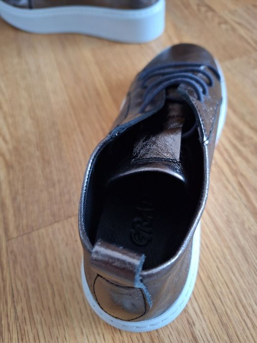 Женская обувь новая