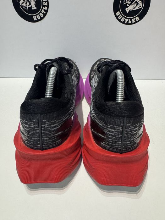 Маратонки ASICS NOVABLAST 3 . Номер 41.5