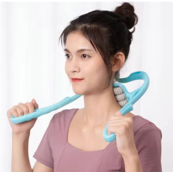 Массажер для шеи роликовый