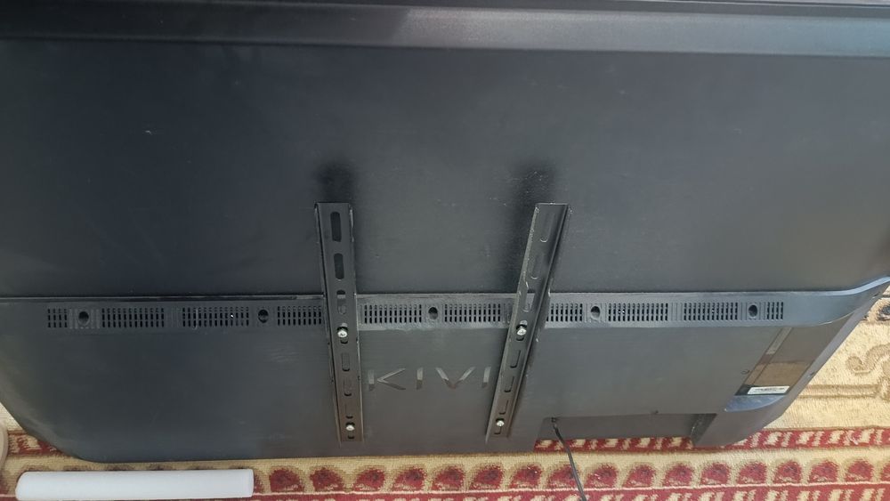 Продам смарт тв  KIVI 50