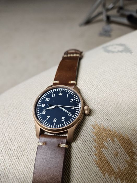 Продаи бронзовые часы (ретро пилоты)