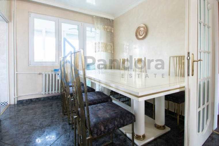 Дава се под наем Тристаен апартамент в София, Медицинска академия - 100 кв.м за 1969 € - Снимка #2