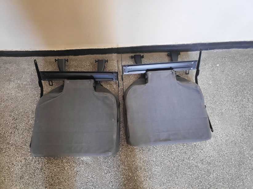 Продавам сгъваеми седалки за Land Rover Discoveri – 2
