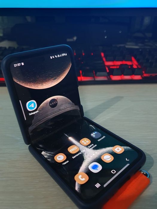 Samsung Galaxy z flip 3