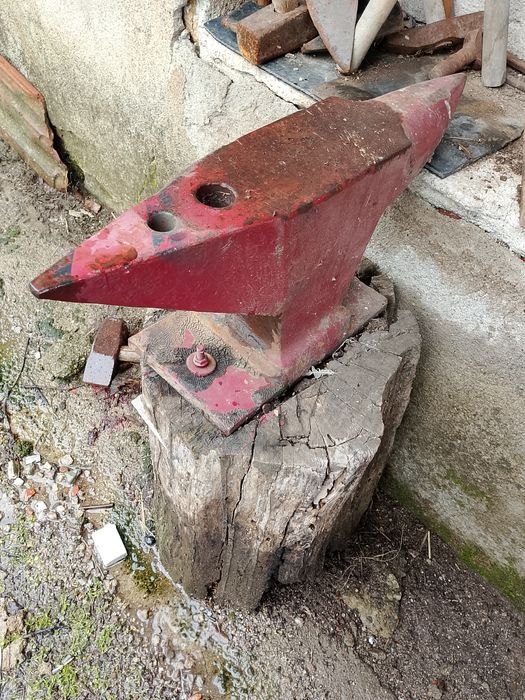 Наковалня ковашка/555/240/110/около 70 кг.!!/.