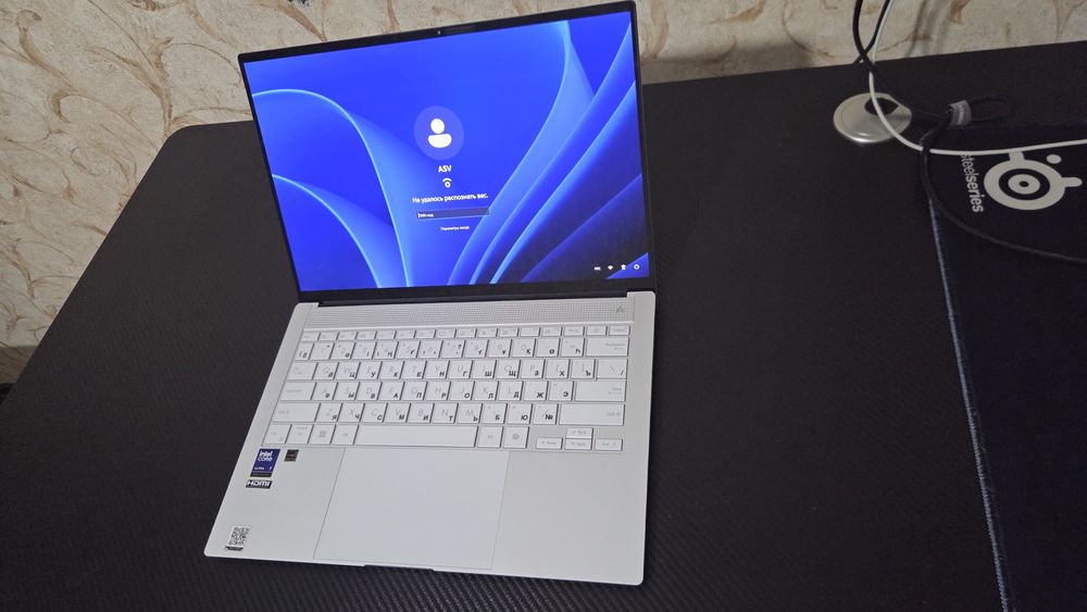 Asus zenbook s14 32gb/1tb intel core ultra 7