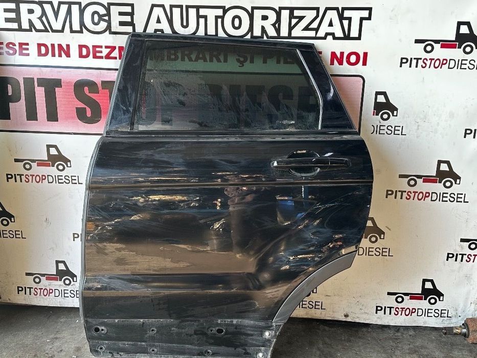 usa portiera stanga spate land rover range rover evoque 2011 2012 2013 2014 2015 2016 2017 2018 pe negru
